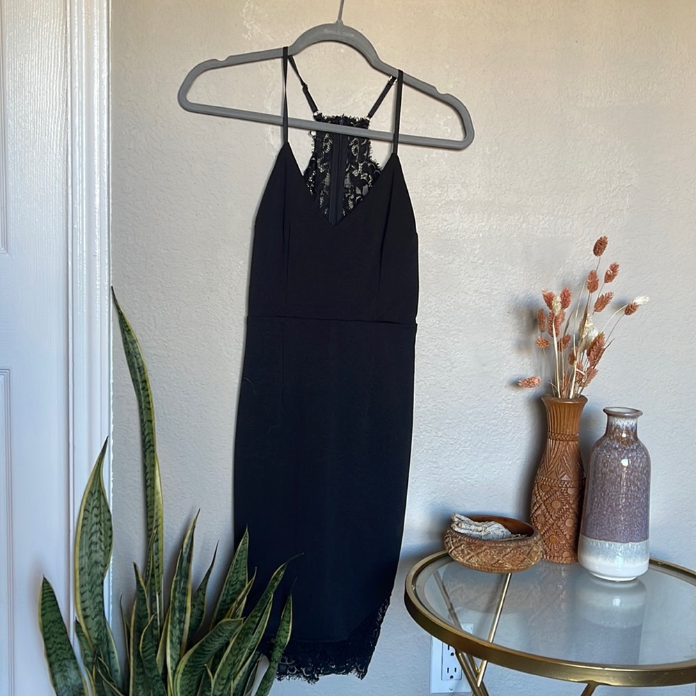 Lulus Black Lace Body Con Dress